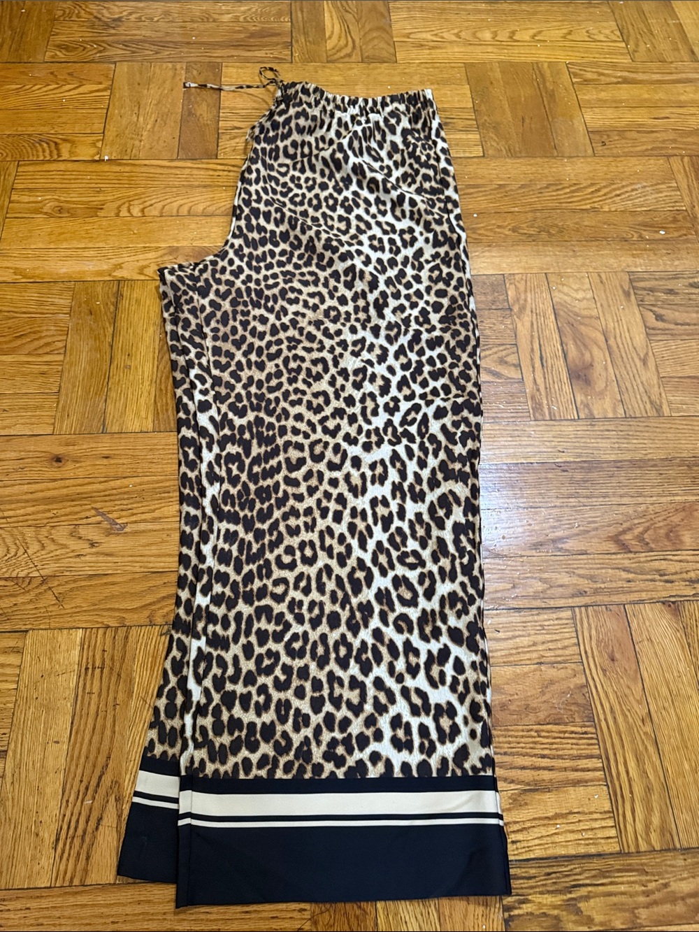 Drawstring Leopard Pants - Picture 6 of 7